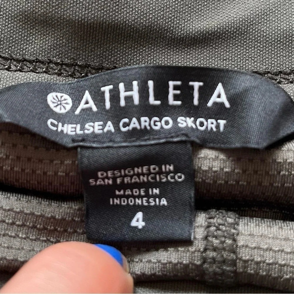 Athleta Chelsea cargo skort army green skirt with built in shorts athletic 4 - Picture 2 of 7